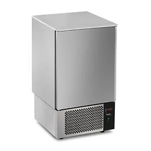 ШКАФ ШОКОВОЙ ЗАМОРОЗКИ APACH SH10 (750Х740Х1300мм, 220В, 1,6кВт, 190л, ручная разм. 10хGN1/1 либо 10х600*400)